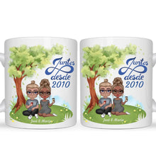 Carregar imagem no visualizador da galeria, Caneca Casal - Juntos Desde, Jardim com Árvore
