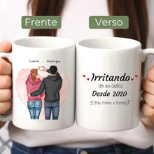 Carregar imagem no visualizador da galeria, Caneca Casal - Irritando Desde...
