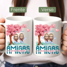 Carregar imagem no visualizador da galeria, Caneca Família - Amigas para Sempre, Juntos no Jardim
