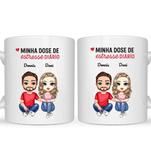 Carregar imagem no visualizador da galeria, Caneca Minha Dose De Estresse Diário - Coleção Dia Dos Namorados 2025
